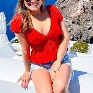 Red Short Sleeve Top